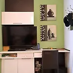 Modern And Cozy Apt In Darsena Area