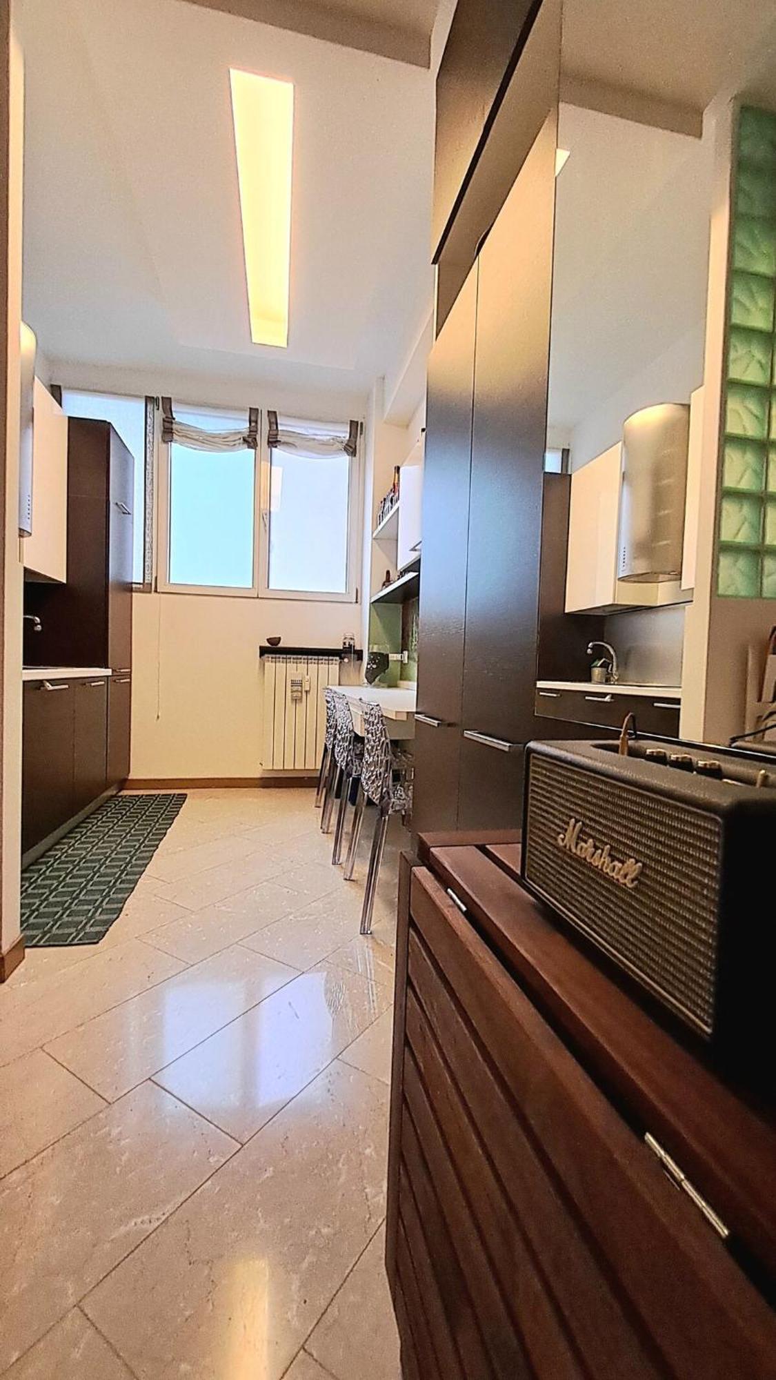 Modern And Cozy In Darsena Area Apartment